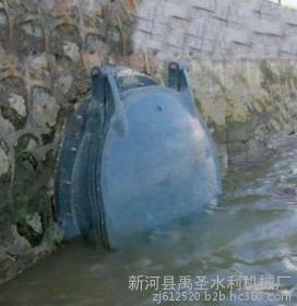 康利DN1800圓玻璃鋼拍門與2×2玻璃鋼方拍門及5T手搖螺桿啟閉機廠家介紹——新河縣禹圣水利機械廠